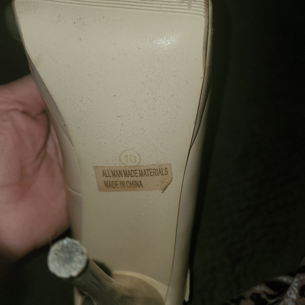 platform beige pump - Picture 2 of 4